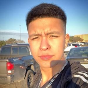 Meet your Posher, Ramiro